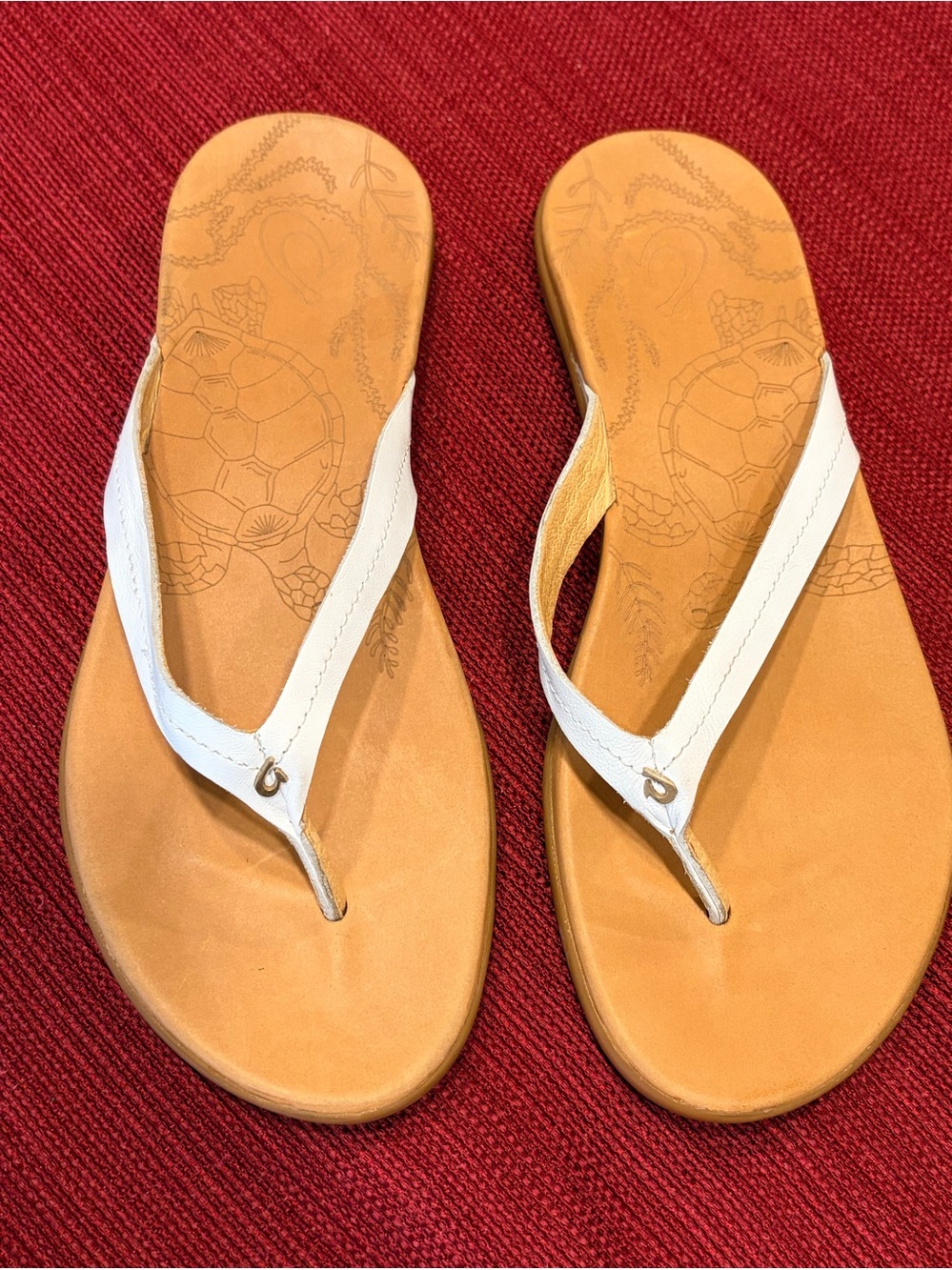 OluKai Honu Leather Sandals White Golden Sand Women's Size 10
